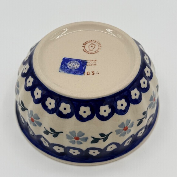 Manufaktura Boleslawiec Polish Pottery Fluted Bowl Blue Daisy Pattern 6.75" - Picture 3 of 5